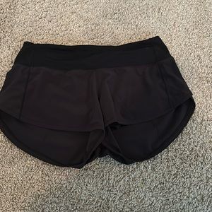 Lululemon Speed Up Shorts Low Rise 2.5"